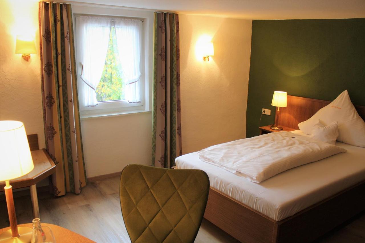 Land-Gut Hotel Zur Bruecke Garni Дрольсхаген Экстерьер фото
