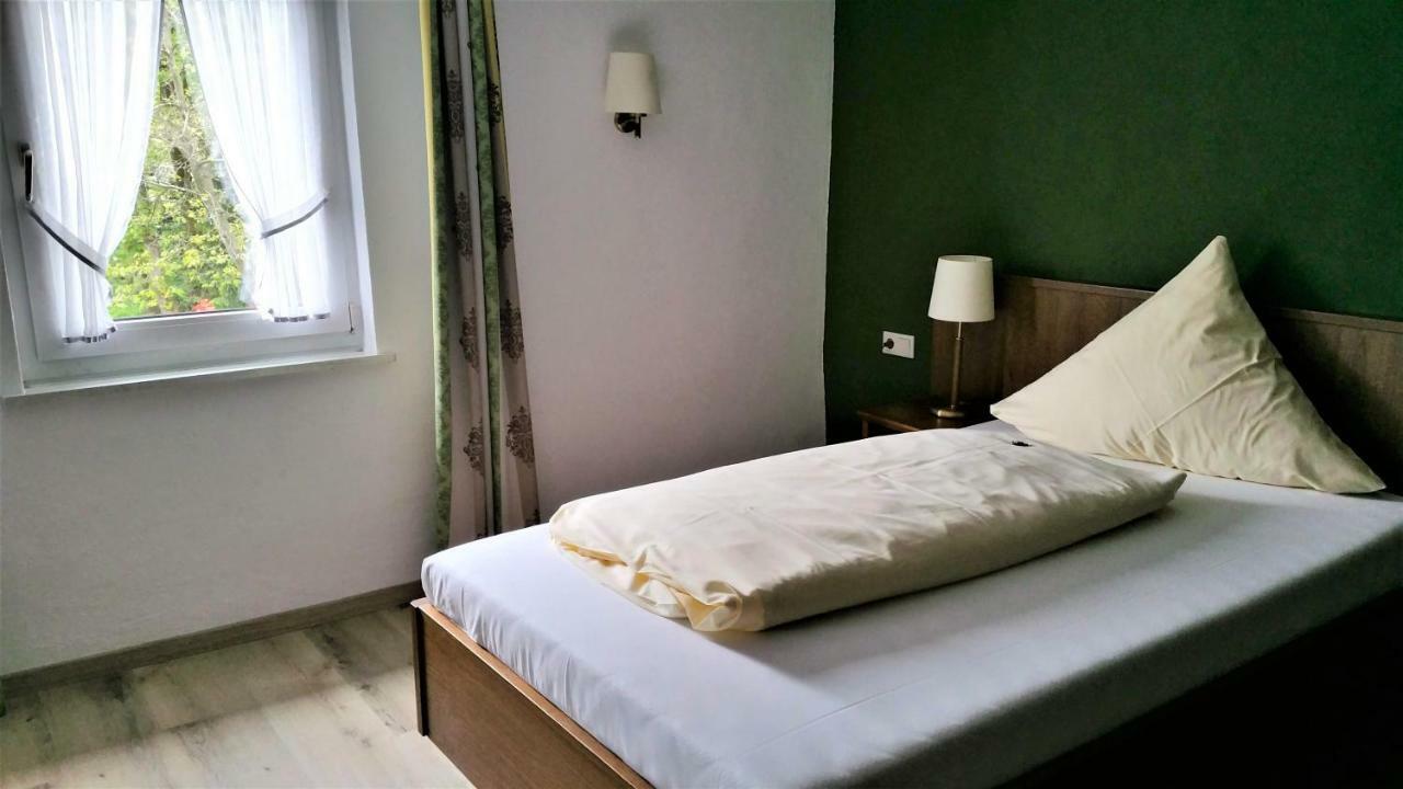 Land-Gut Hotel Zur Bruecke Garni Дрольсхаген Экстерьер фото